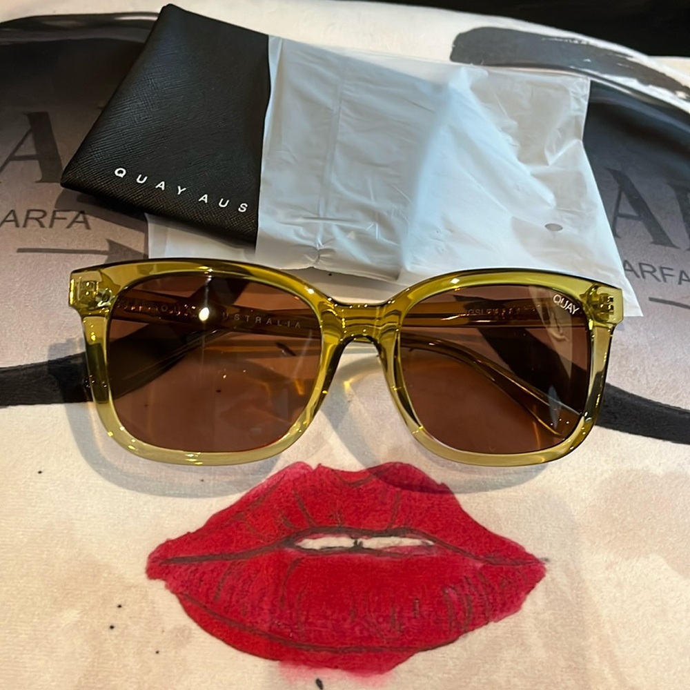 Quay Australia Kingsley Yellow/ Brown Sunglasses